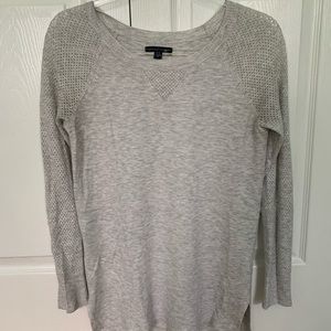 American Eagle Sweater/Shirt Size XS